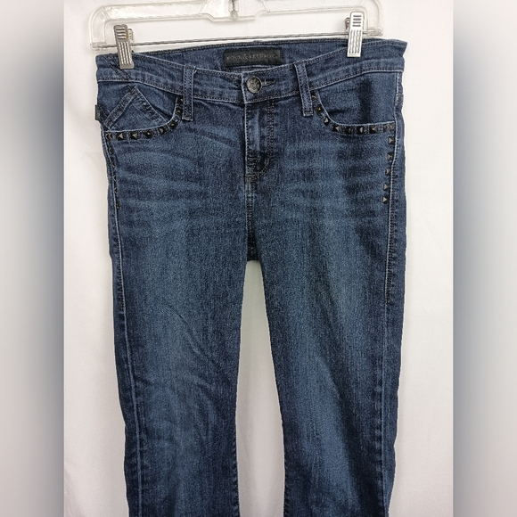 Rock & Republic Kassandra Blue Skinny Jeans with Subtle Fading (#1,421) - Picture 1 of 9